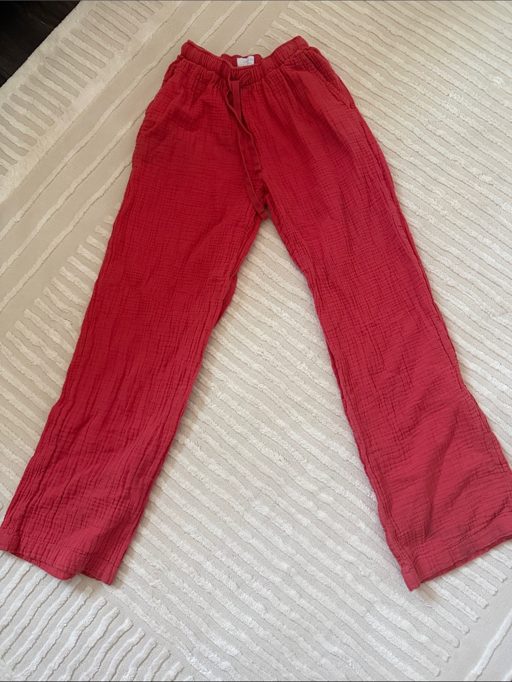Aritzia coral pants